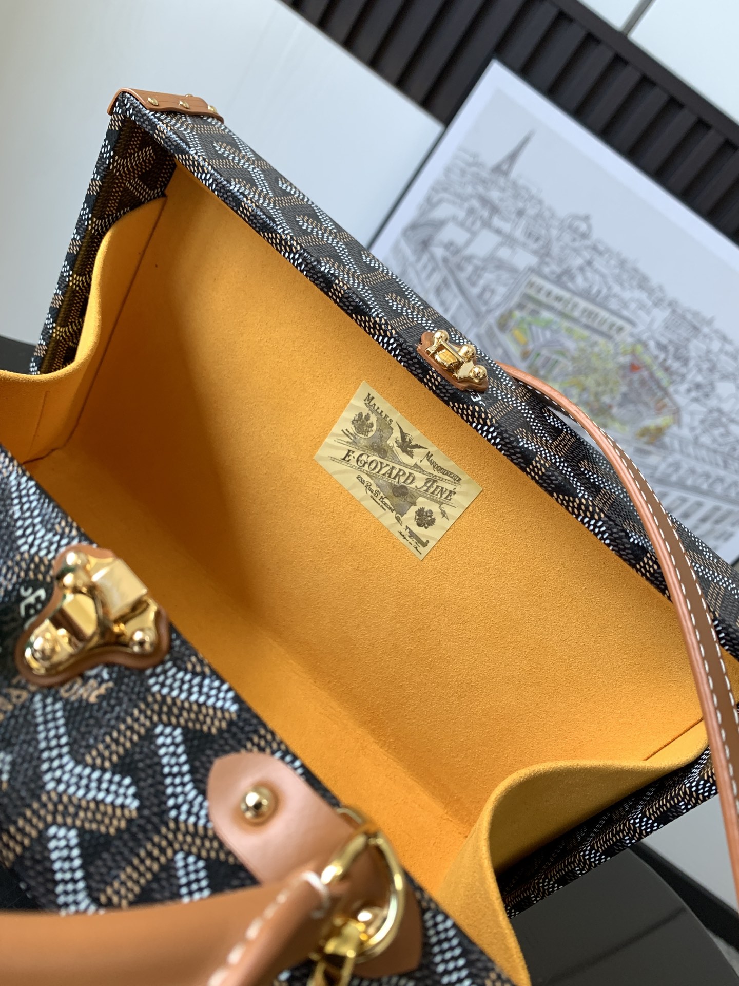 Handbags Goyard Grand Htel 8018 size:17*7.7*24.5 cm - vstockx