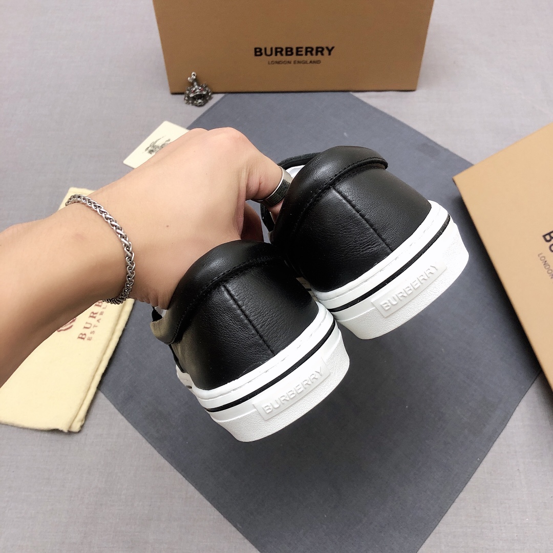 Burberry Perforated Check Sneaker 3 - vstockx