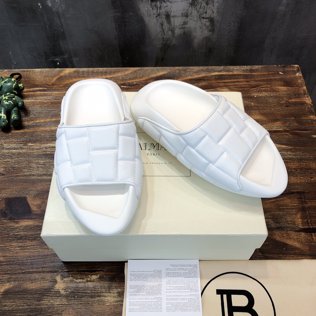 Balmain Quilted leather B-IT mules 13 - vstockx