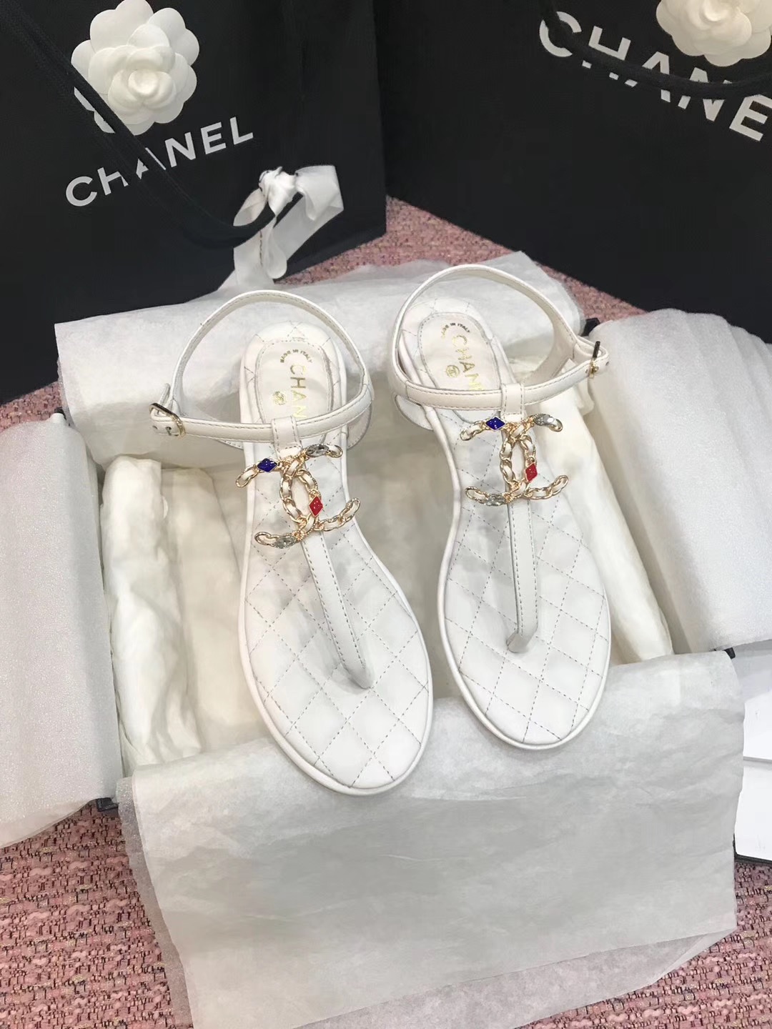 Chanel Slides 50 - vstockx