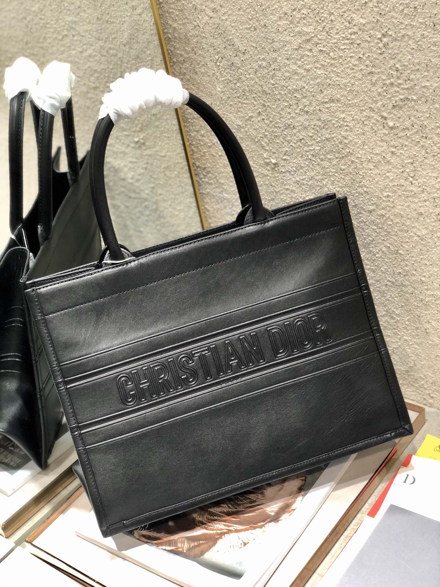 Handbags Dior book tote 1286700 size:36*28 cm - vstockx