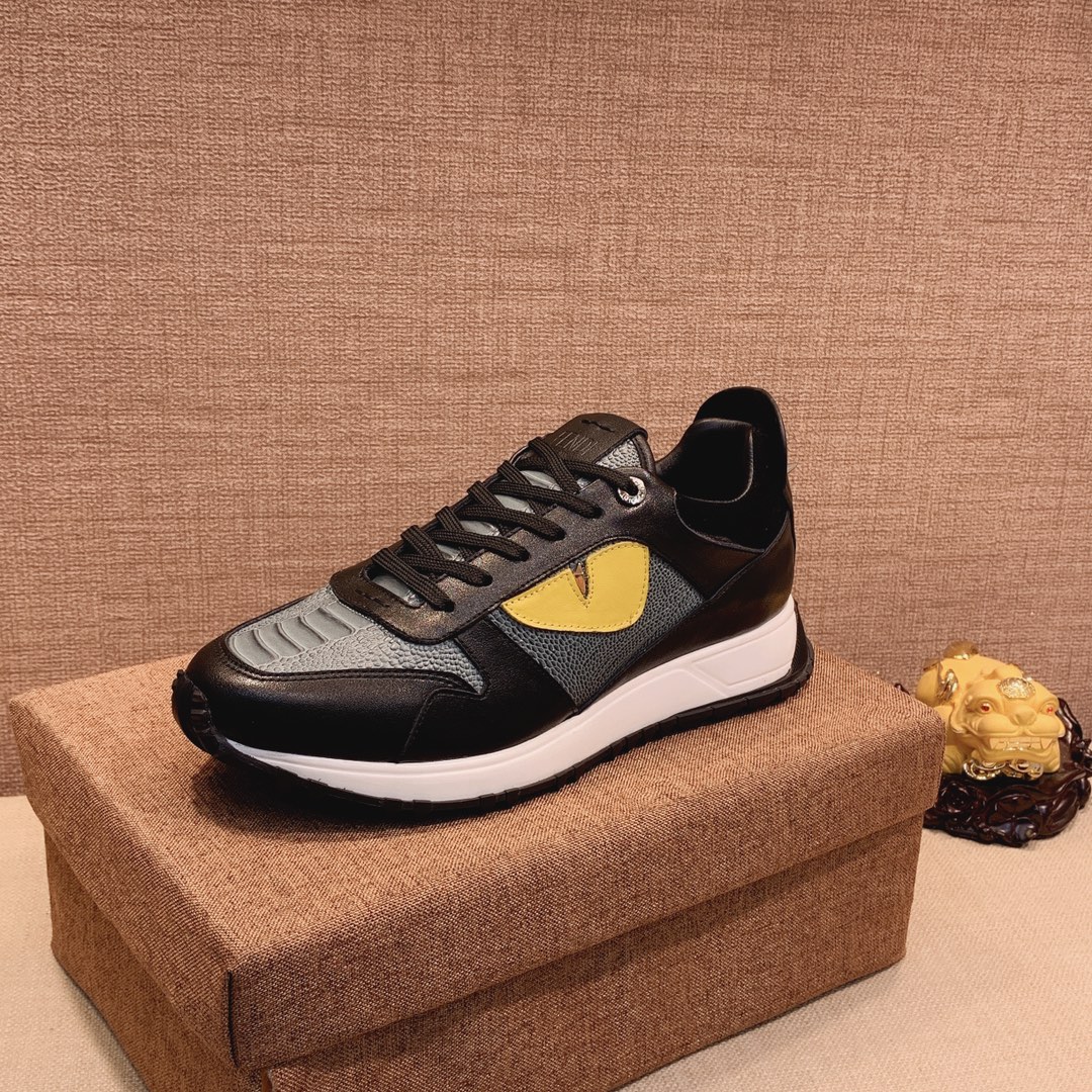 Fendi Low Top Sneakers 17 - vstockx