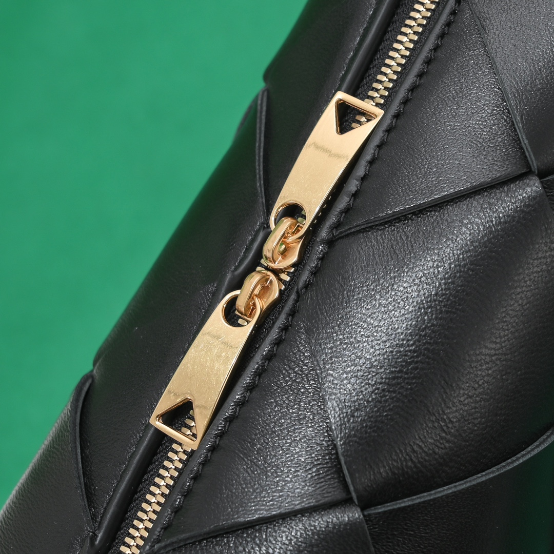 handbags Bottega Veneta 6600# size:28*14*10 - vstockx