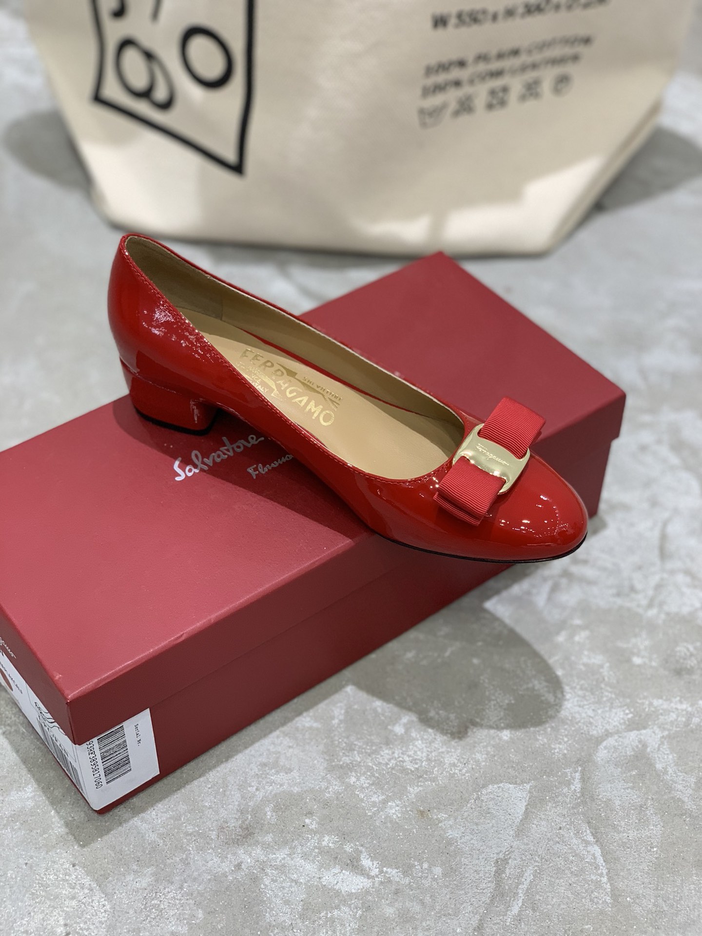 Salvatore Ferragamo Heel 5 - vstockx