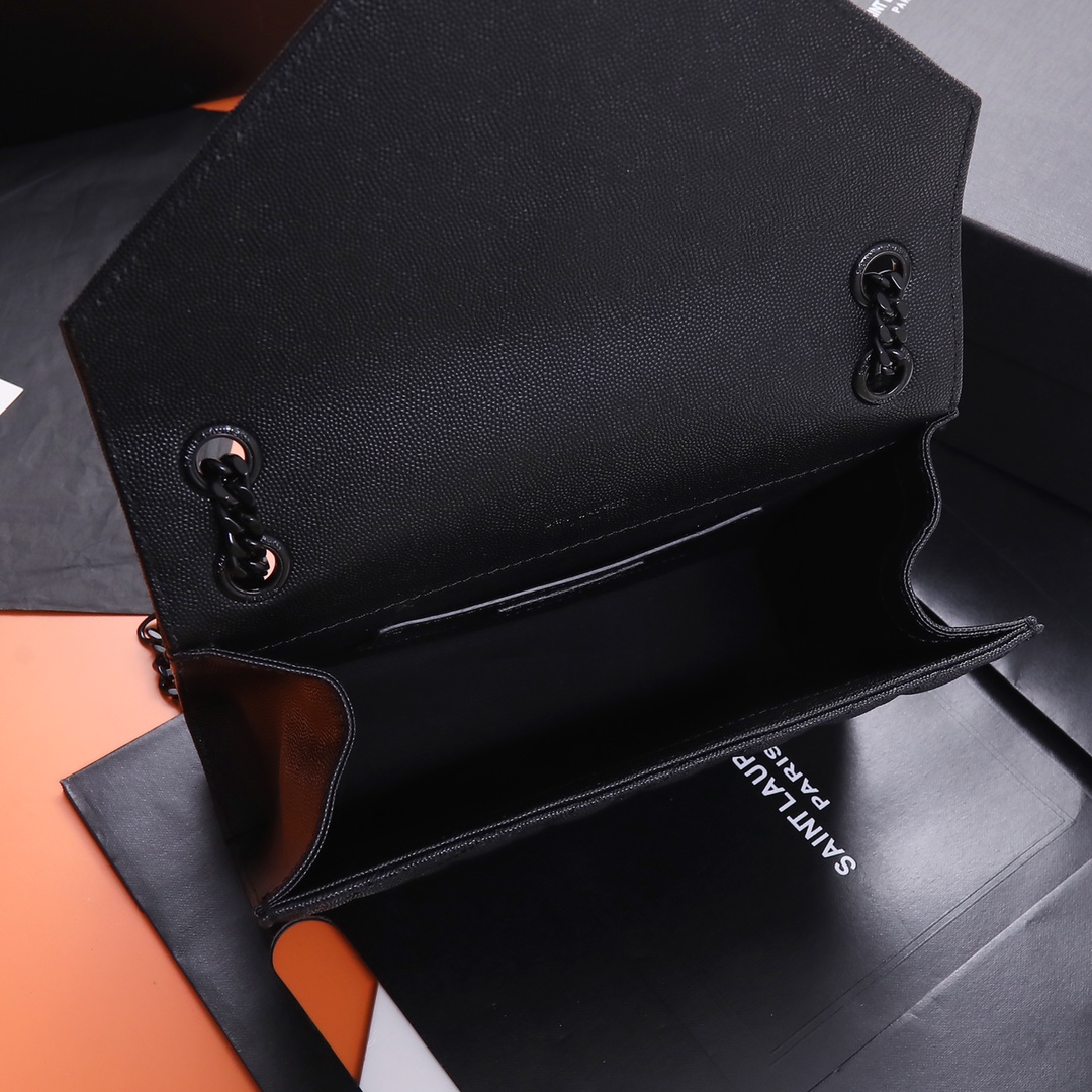 Handbags SAINT LAURENT 487206 size 24x17.5x6 cm - vstockx