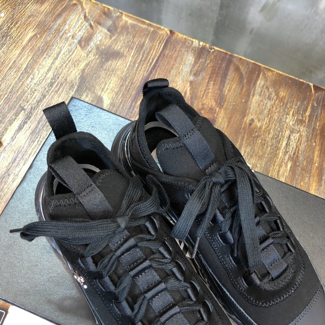 Chanel Fabric & Suede Calfskin Low Top Sneaker 14 - vstockx