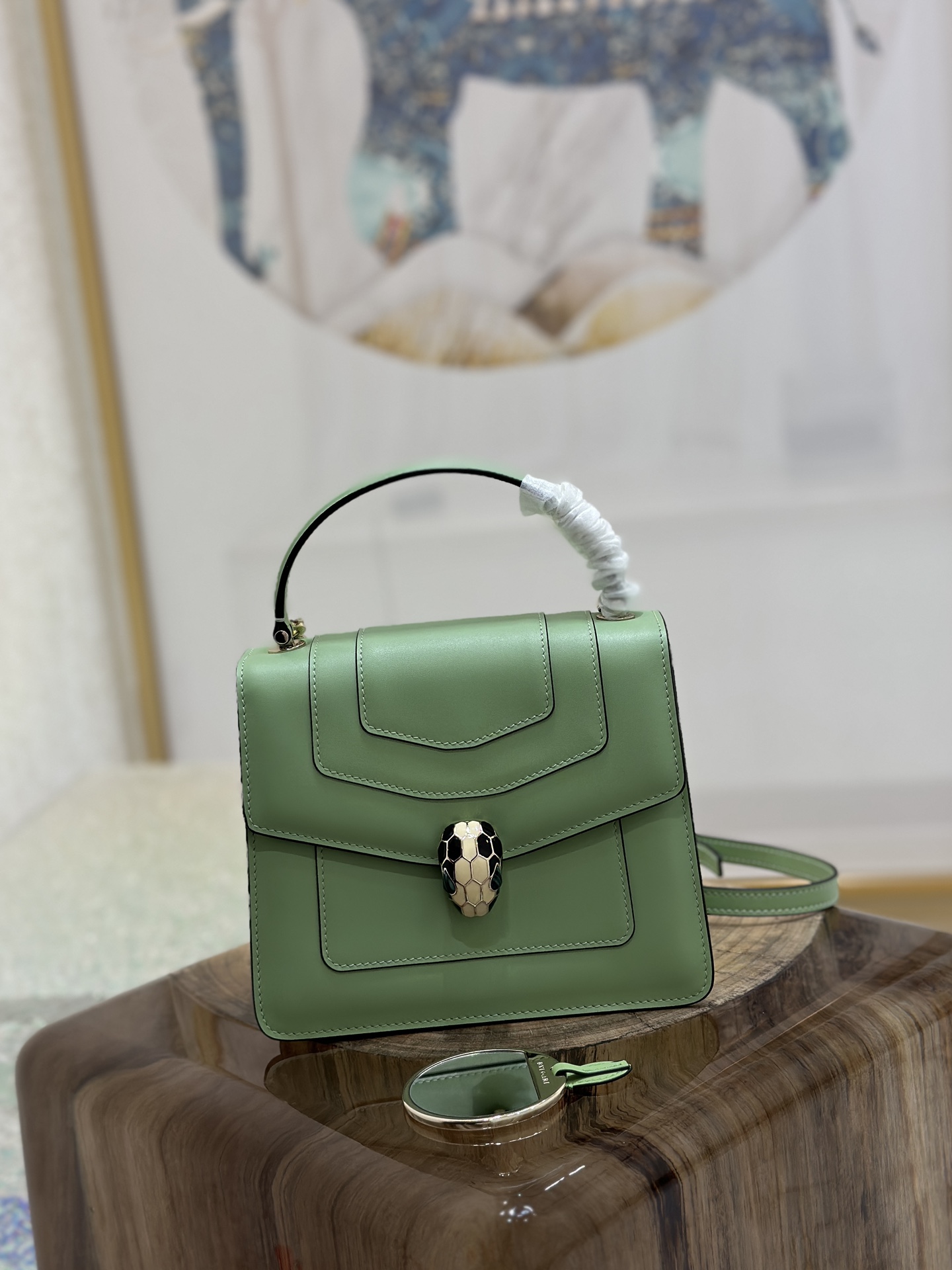 Handbags Bvlgari 38329 size:20*16*9 cm - vstockx