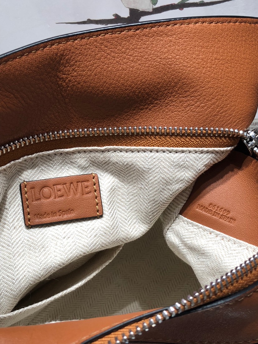 Handbags LOEWE zp size:24*14*11 cm - vstockx