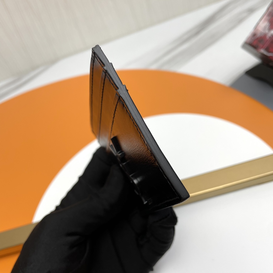 Handbags SAINT LAURENT 423291 size 10x7.5x0.5 cm - vstockx