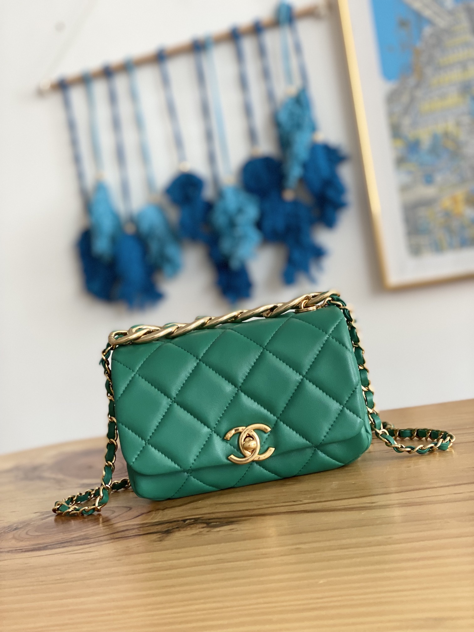 Handbag Chanel 3365 size 17X11.5X8.5 Cm - vstockx