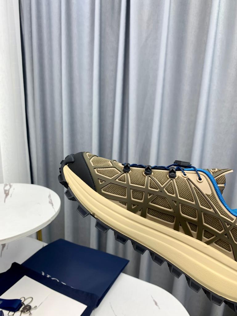 Dior B31 Runner Brown - vstockx