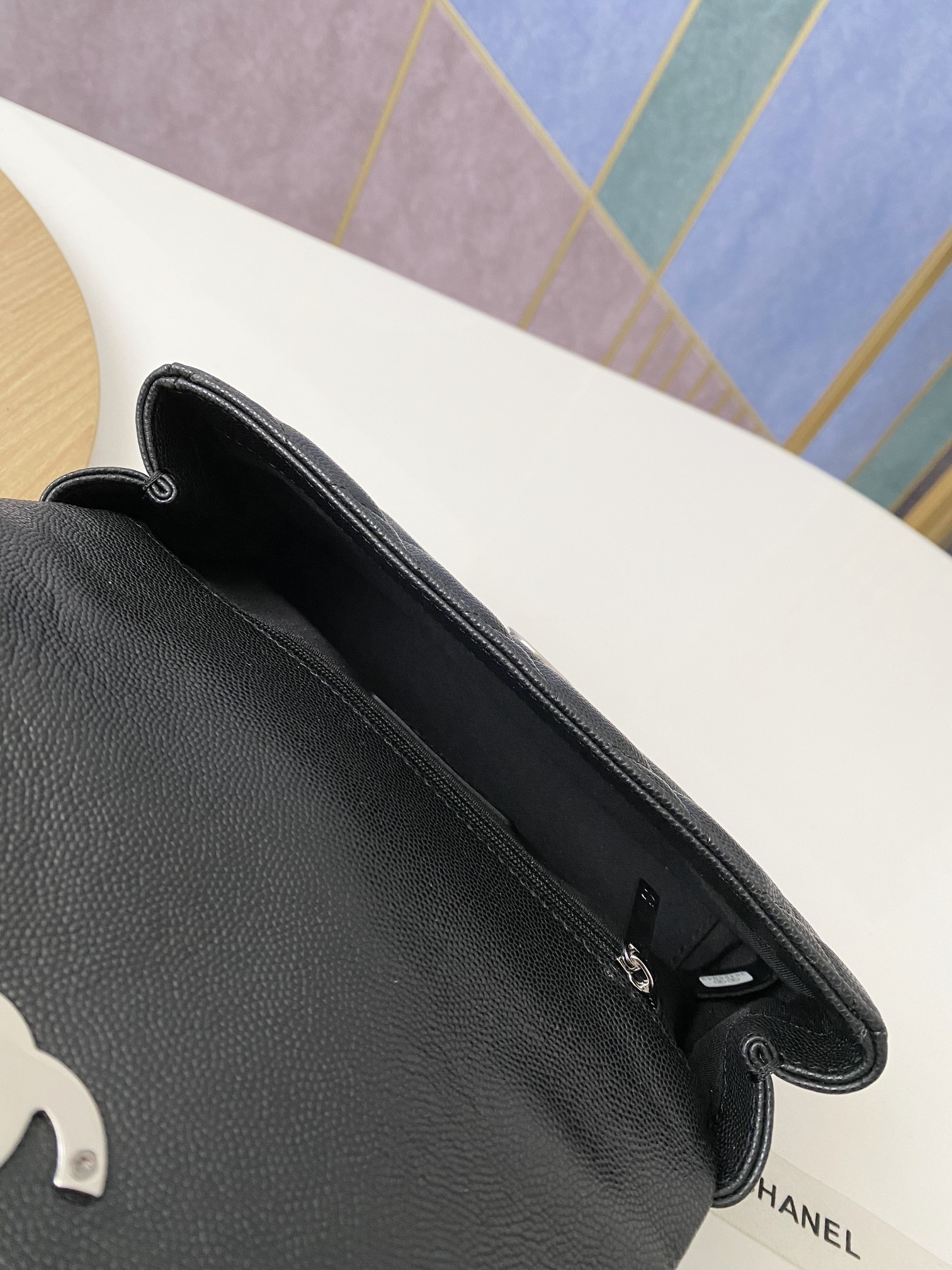 Handbag Chanel 2302 size 20x12.5x6 cm - vstockx