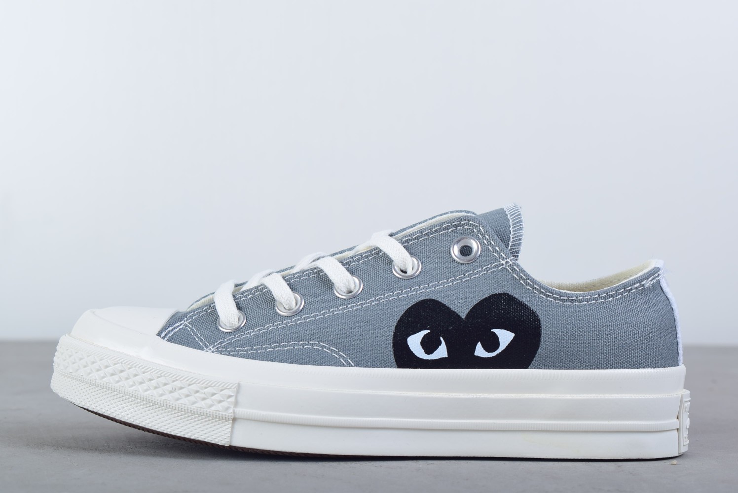 Converse Chuck Taylor All-Star 70s Ox Comme des Garcons PLAY Grey - vstockx
