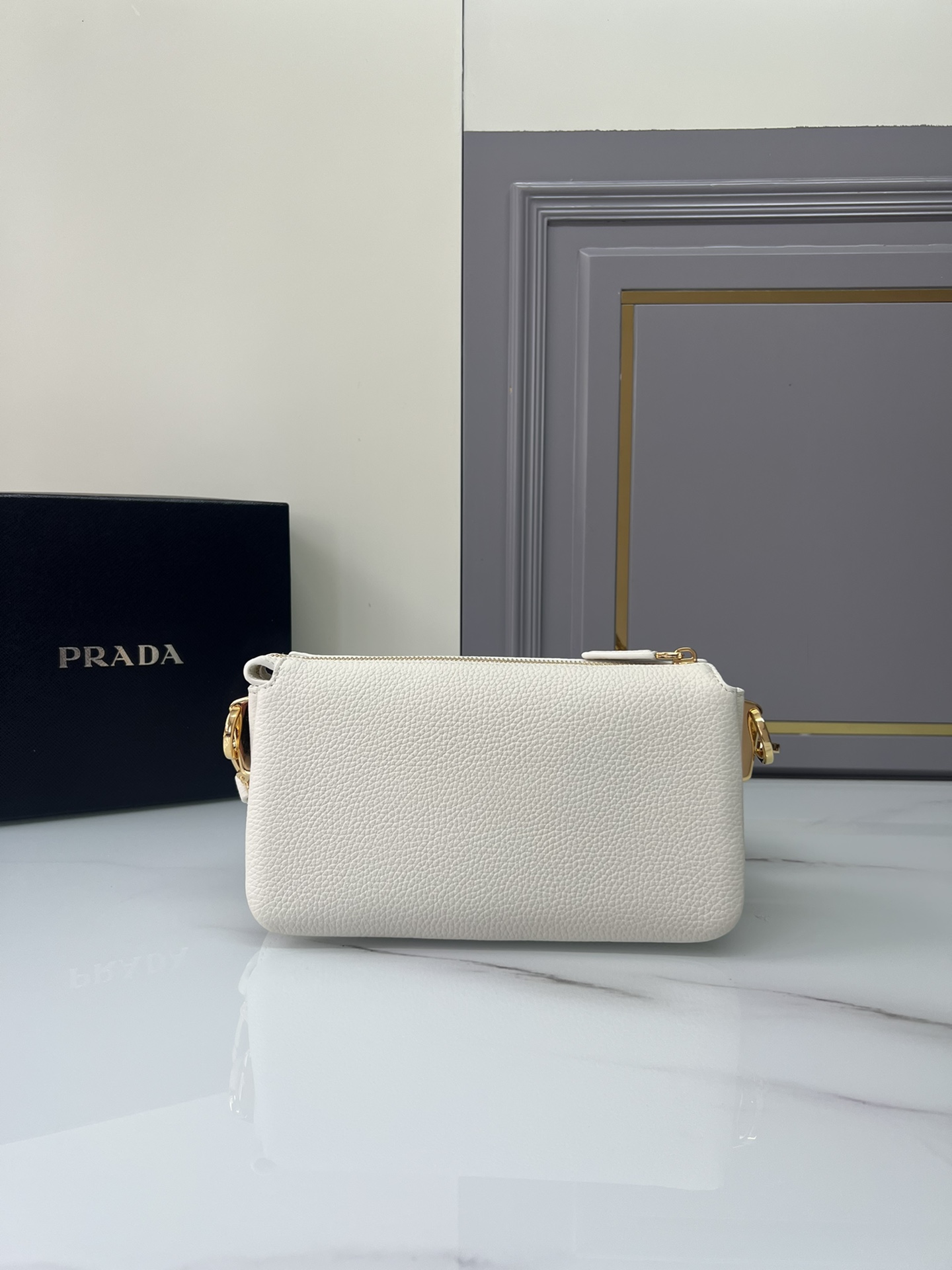 handbags prada 1BH194 23*14*6.5 - vstockx