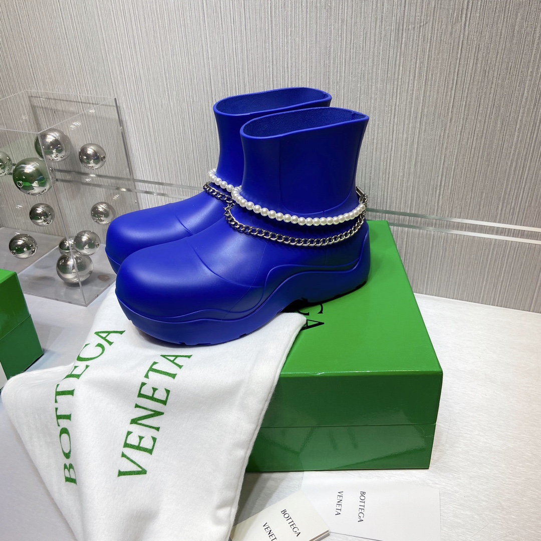 Bottega Veneta Boots 23 - vstockx