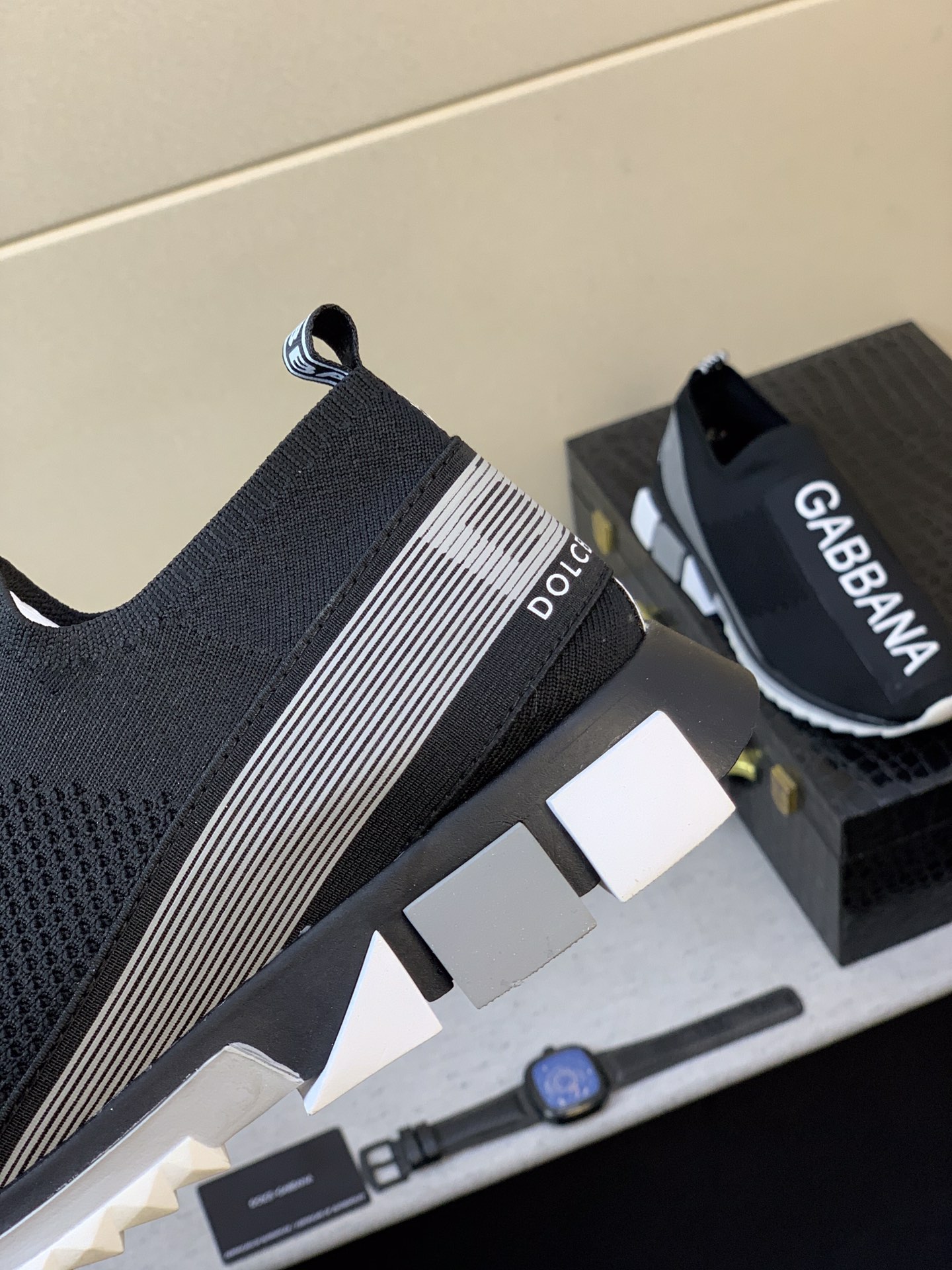 Dolce & Gabbana Sorrento 26 - vstockx