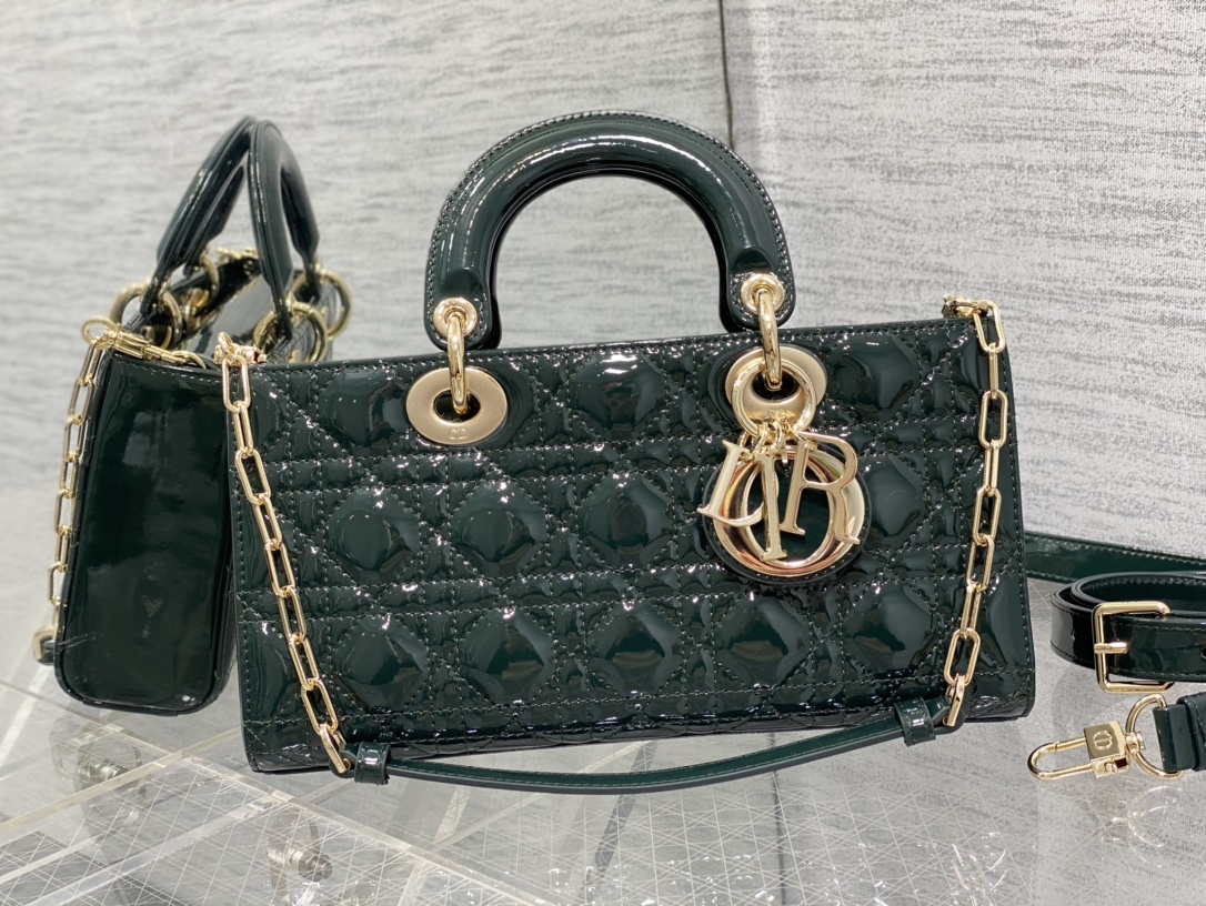 Handbag Dior size 26*6*14 cm - vstockx