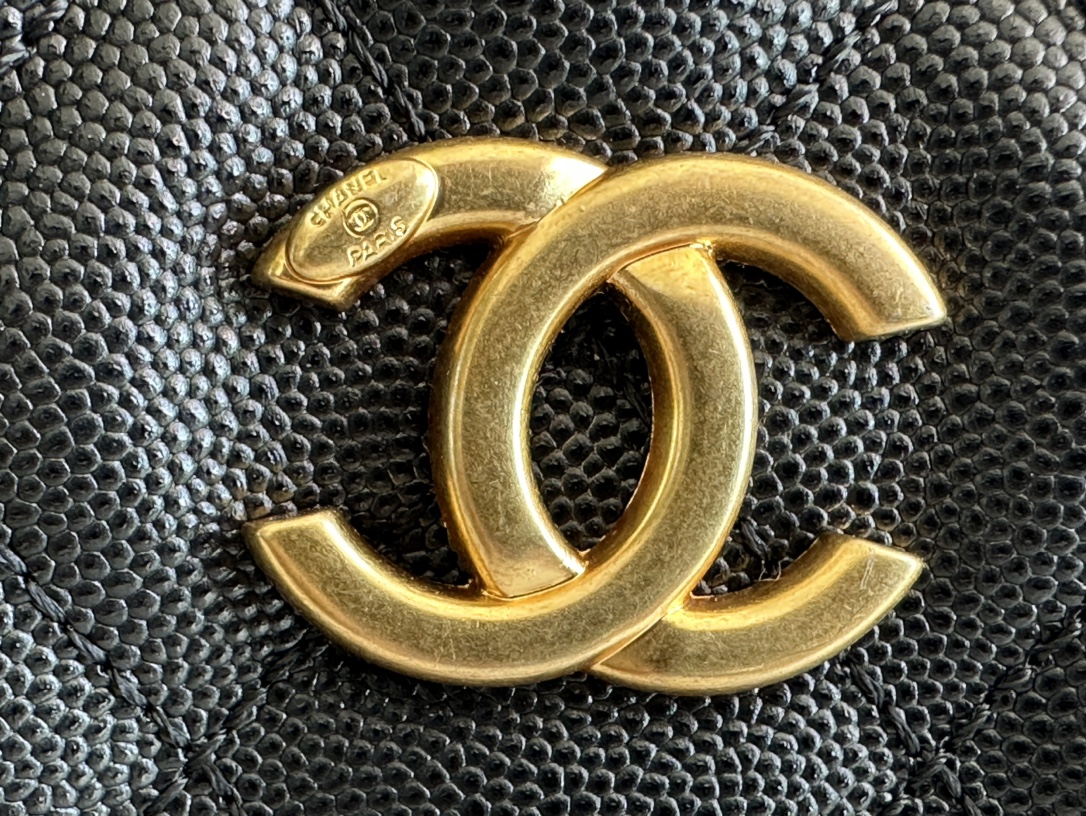 Handbag Chanel A93525 size 36X38X16 CM - vstockx