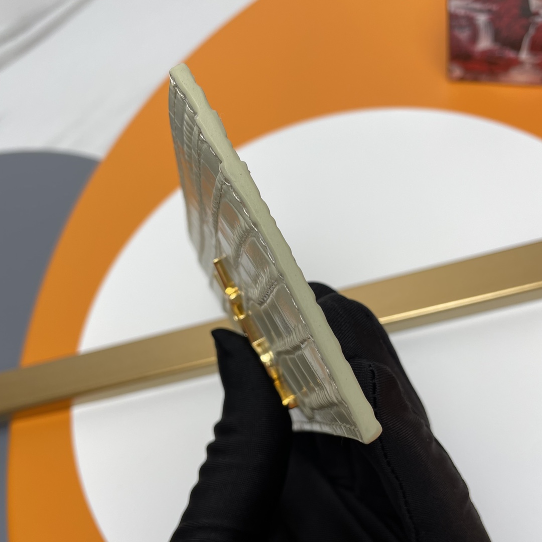 Handbags SAINT LAURENT 423291 size 10x7.5x0.5 cm - vstockx