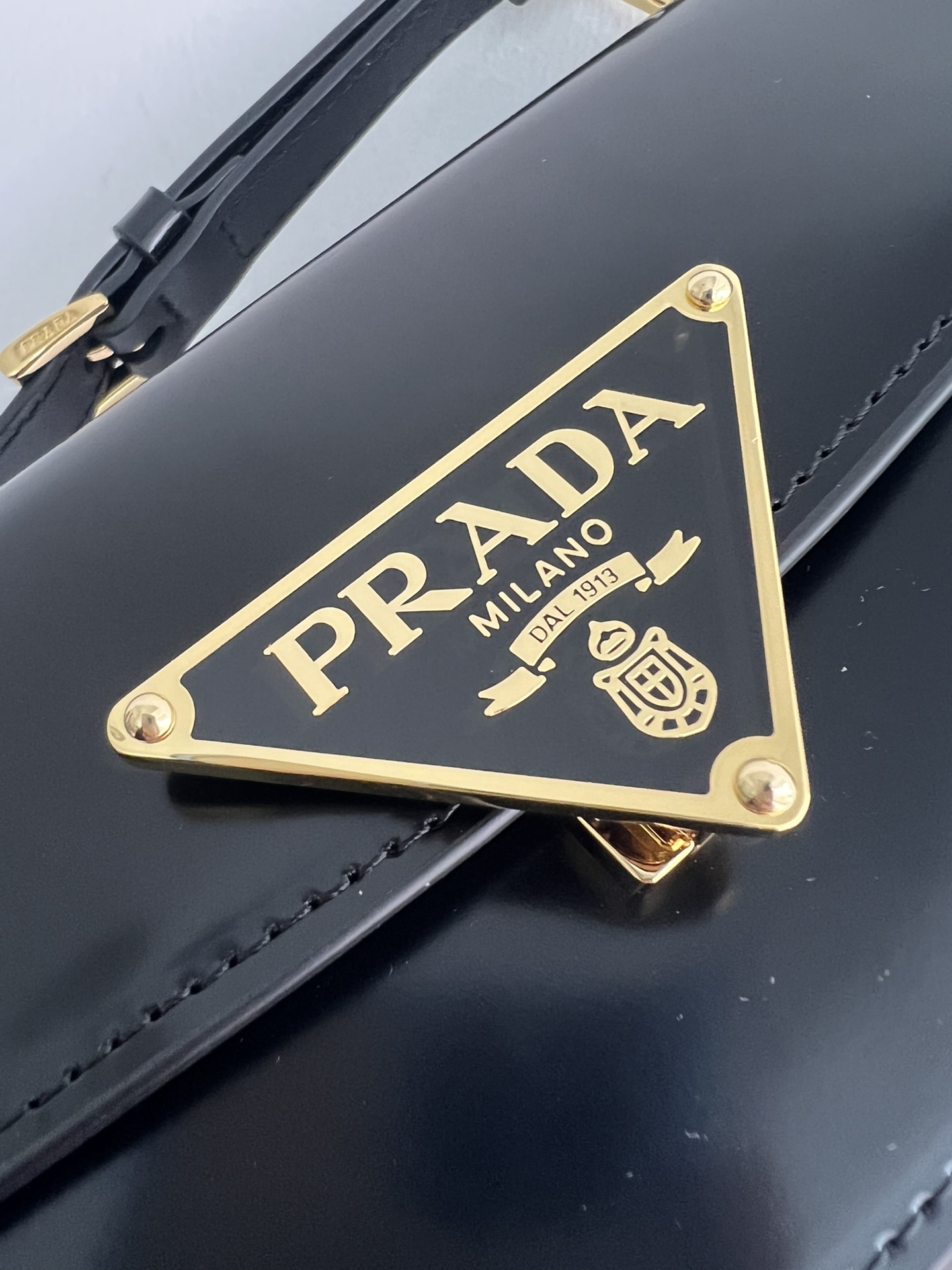 handbags prada 1BD345 24*11*4 - vstockx
