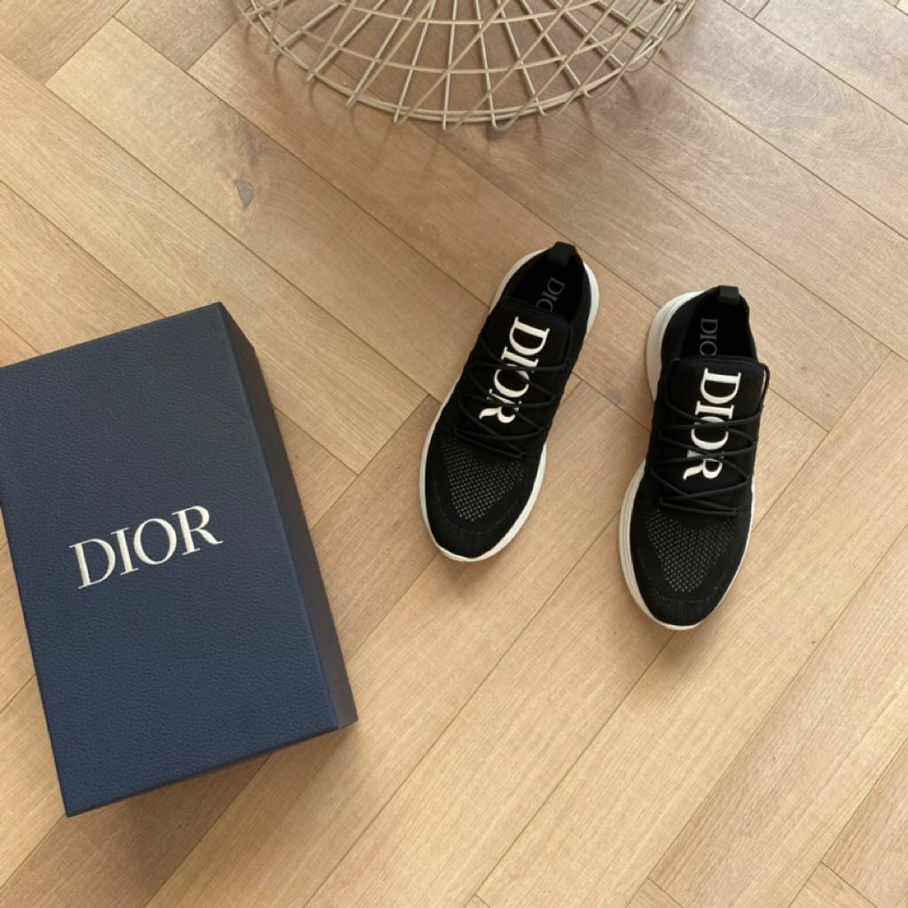 Dior B25 Runner Neoprene Black White - vstockx