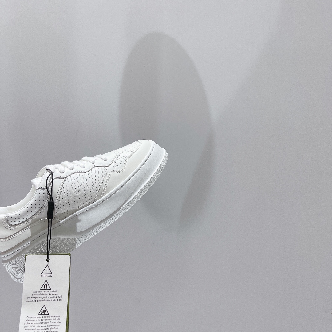 Gucci Women's GG sneaker 2 - vstockx