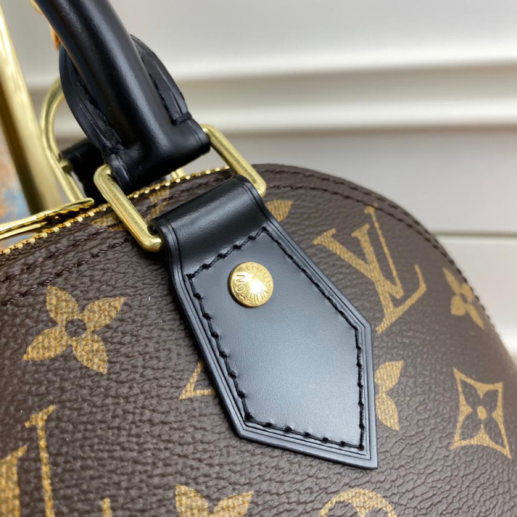 Handbag Louis Vuitton M53152 size 25*19*2cm Black - vstockx
