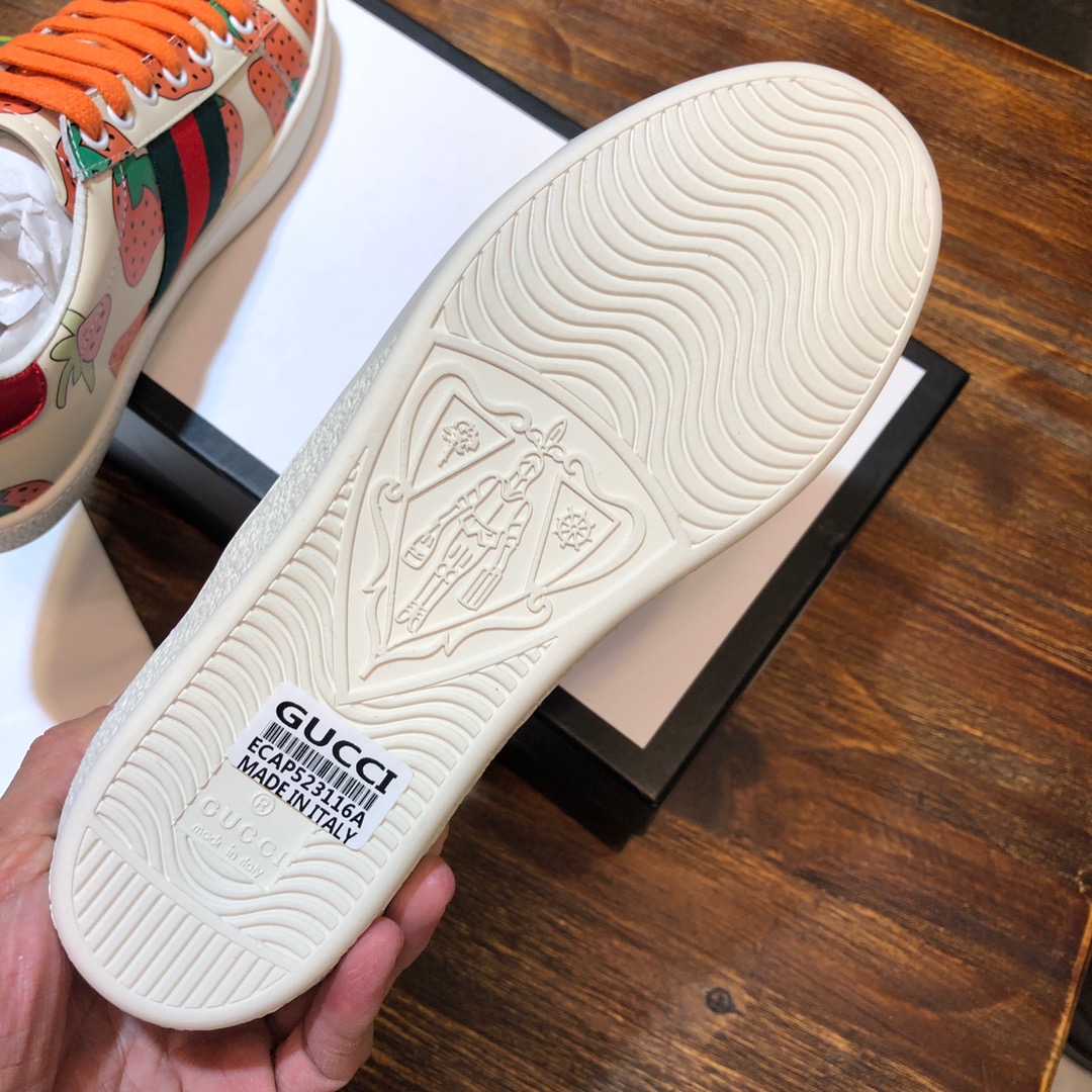 Gucci Ace Strawberry (W) - vstockx