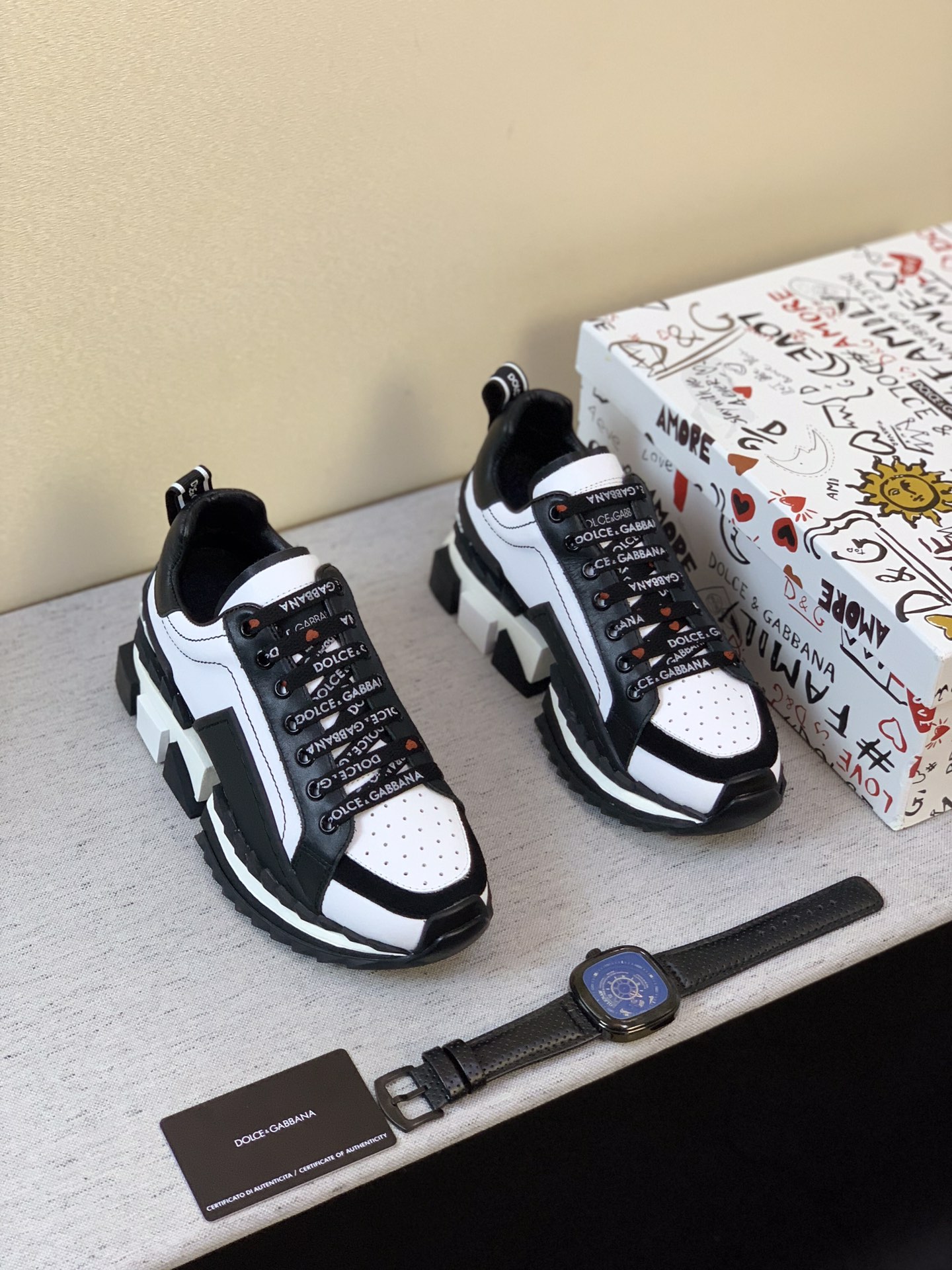 Dolce & Gabbana Low Tops Sneakers 32 - vstockx