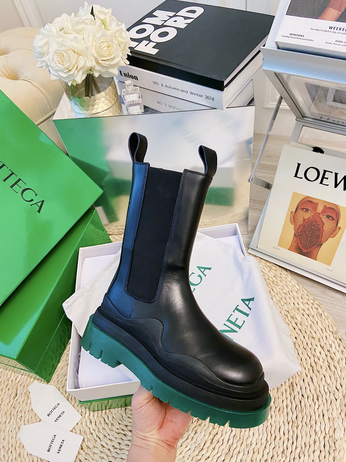 Bottega Veneta Boots 32 - vstockx