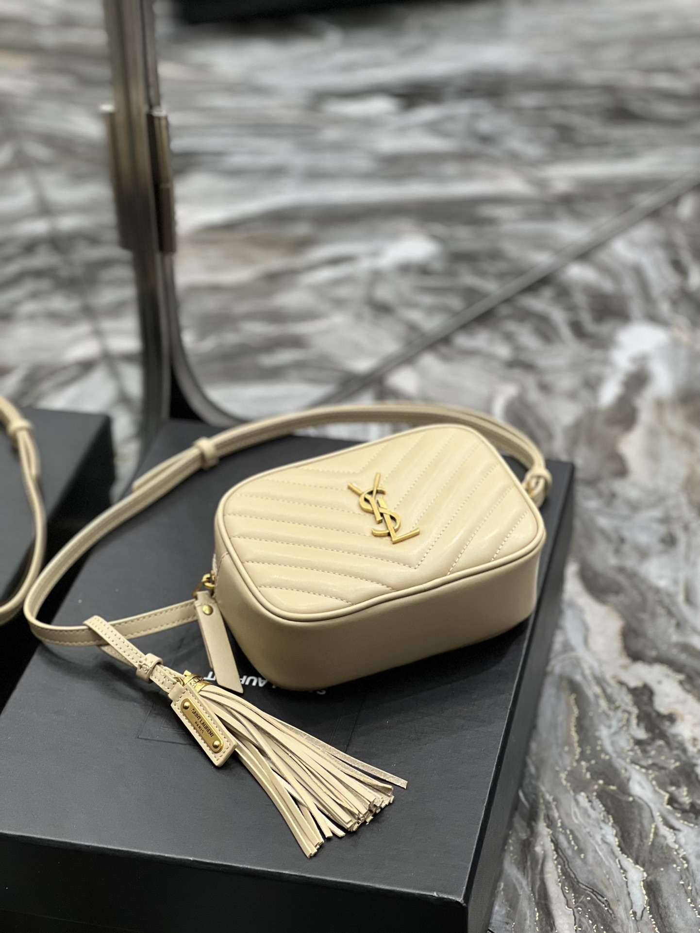 Handbags SAINT LAURENT 534817 size 15.5x10.5x5.5 cm - vstockx