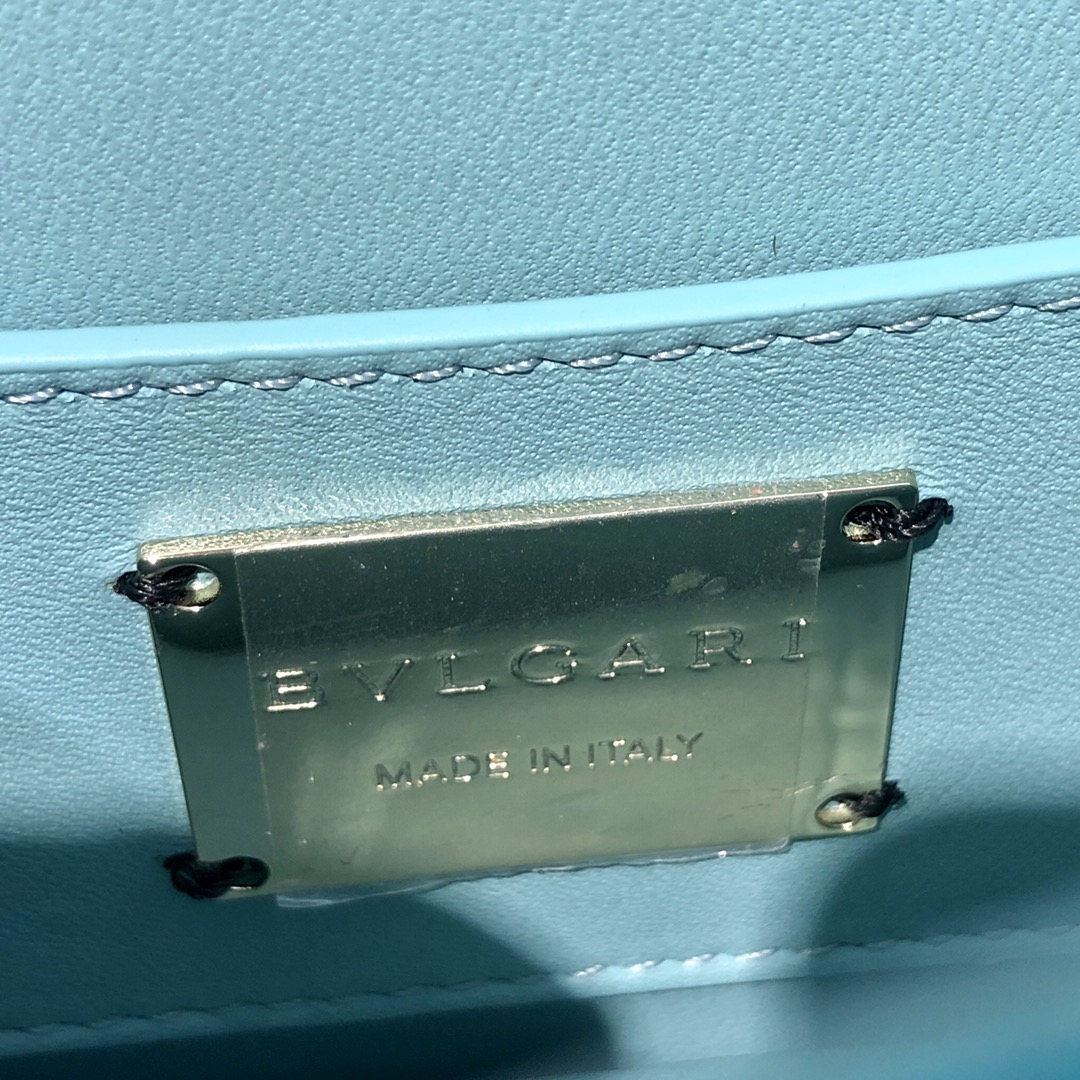 Handbags Bvlgari Serpenti Forever 288104 size:17*11*5 cm - vstockx