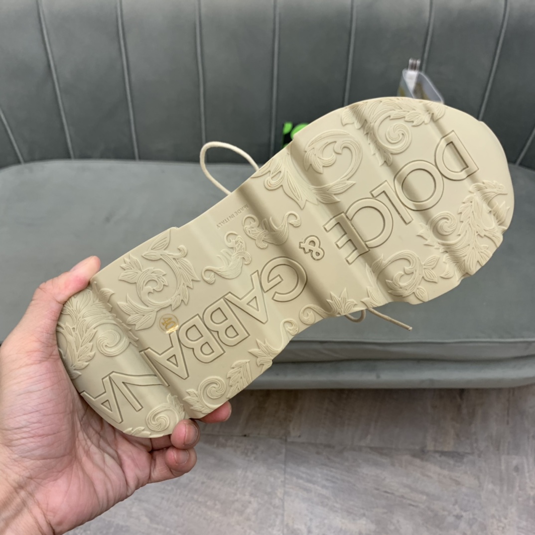 Dolce & Gabbana High-Tops chunky sneakers 11 - vstockx