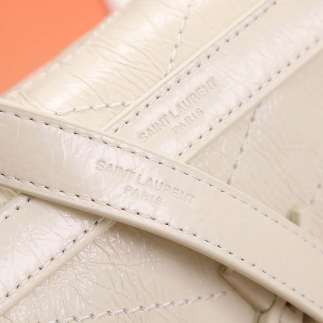 Handbags SAINT LAURENT 498894 size 28  8  20 cm - vstockx