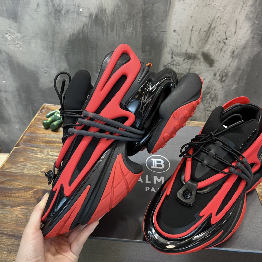Balmain Sneaker 8 - vstockx