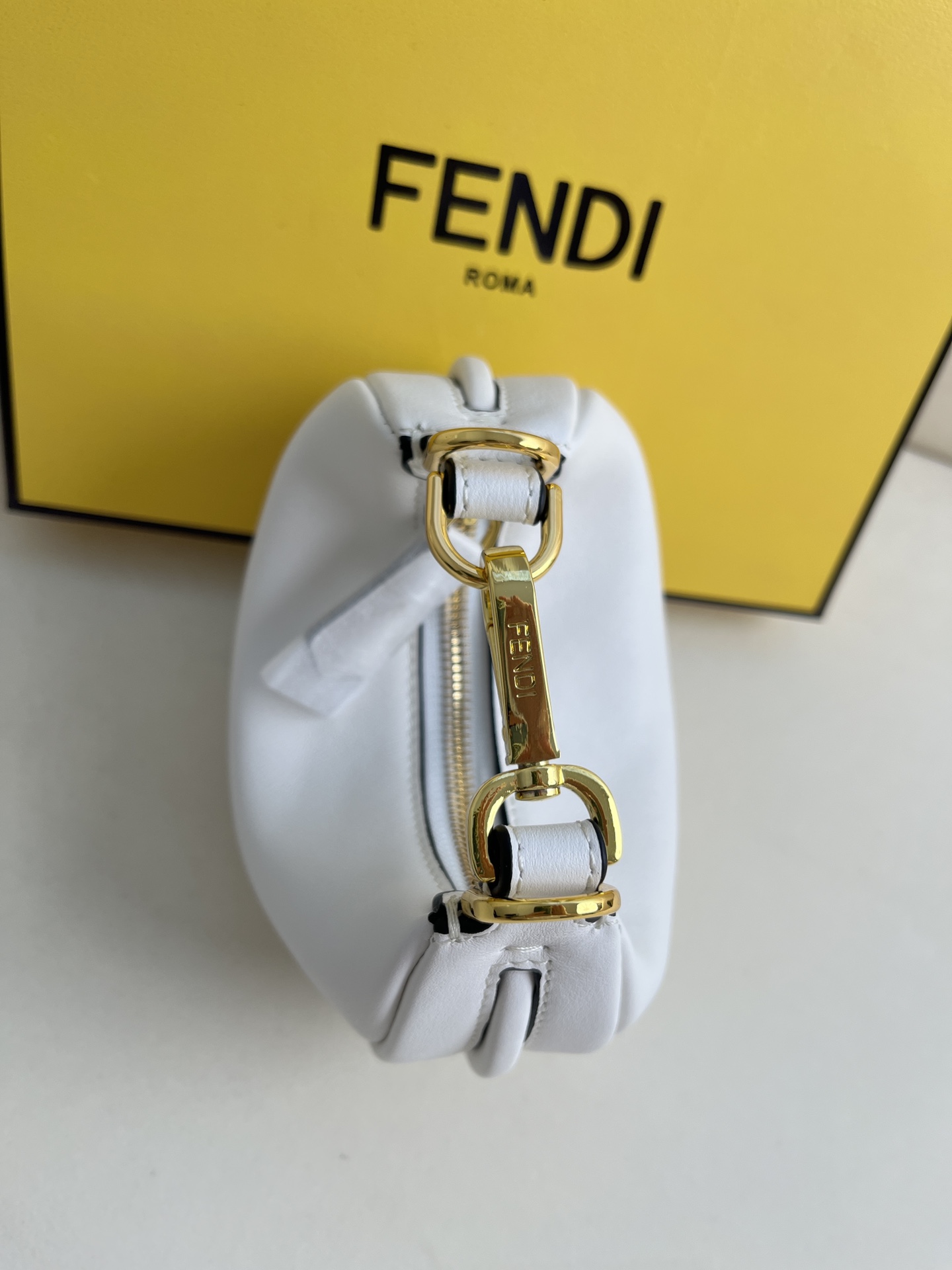 handbags FENDI 206 size:16.5*14*5cm - vstockx