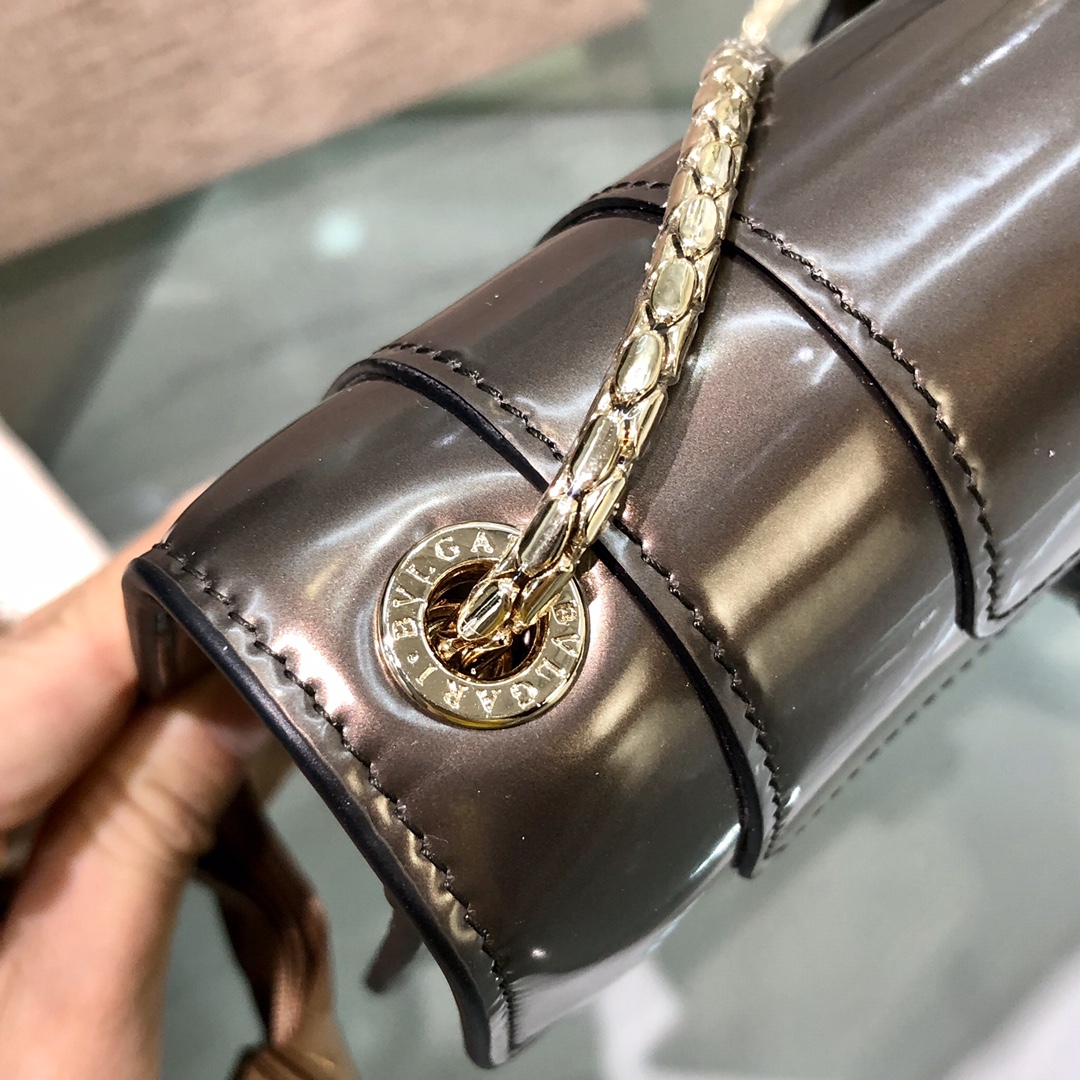 Handbags Bvlgari 38102 size:22*13*5 cm - vstockx