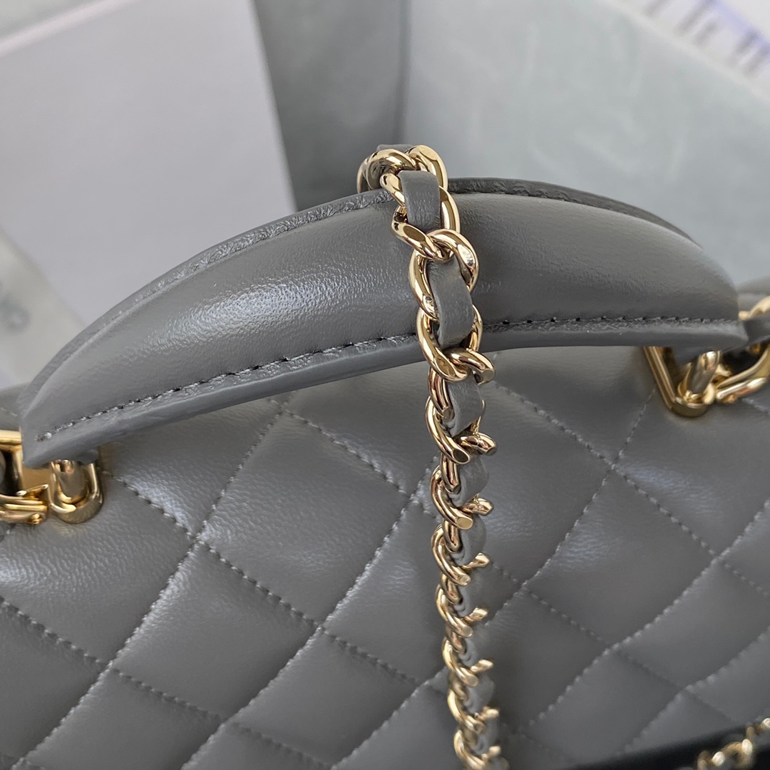 Handbag Chanel AS2431 size 20x12x6 cm - vstockx