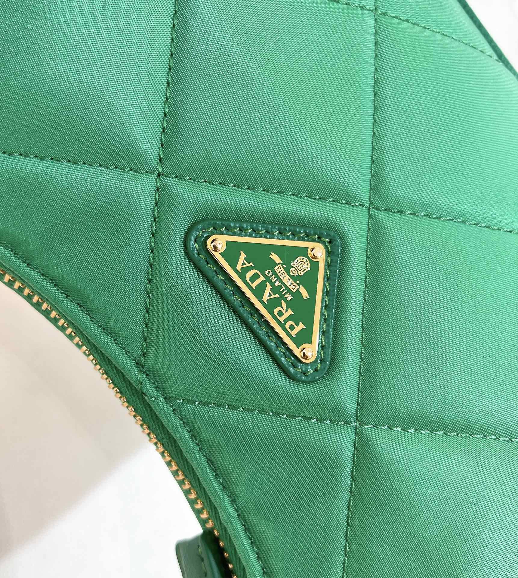 handbags prada Hobo 1BC204 Size:22*18*6cm - vstockx