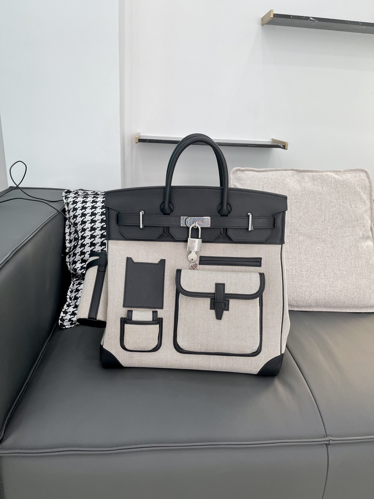 Handbags Hermes Hac - vstockx