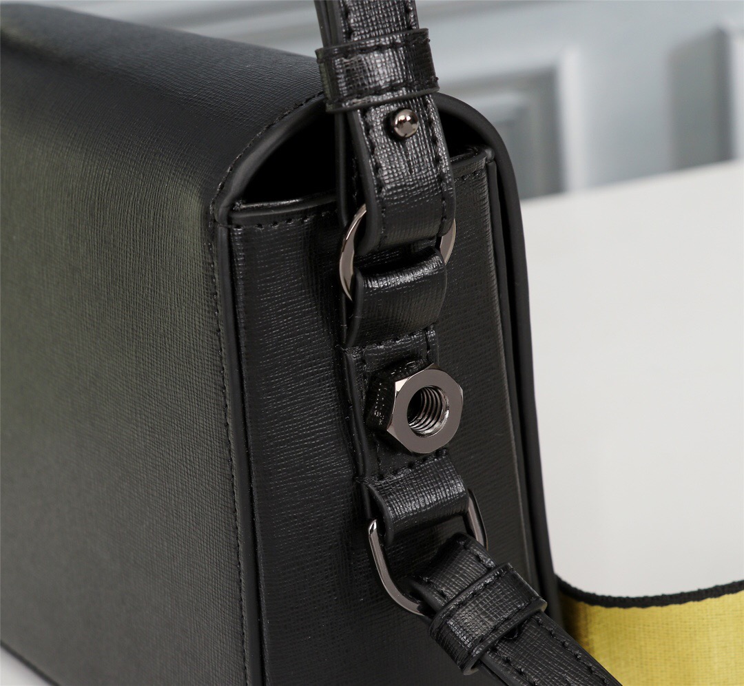 handbags OFF-White 533  4338650  size:18*16*9cm - vstockx