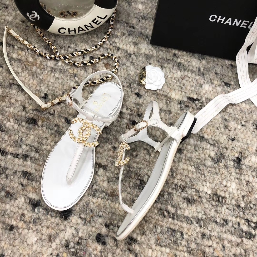 Chanel Slides 43 - vstockx