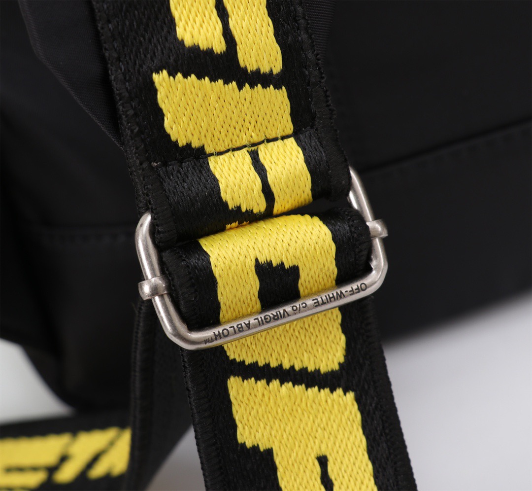 handbags OFF-White 596  5660870  size:31*47.5*13cm - vstockx