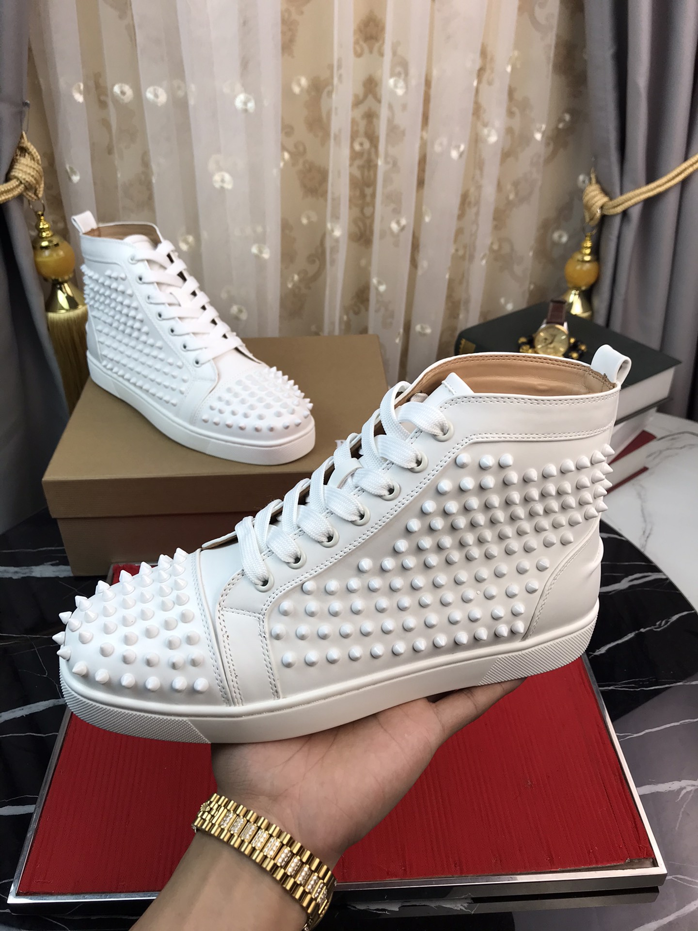 Christian Louboutin Louis Junior Spikes Orlato Flat Sneakers 3 - vstockx
