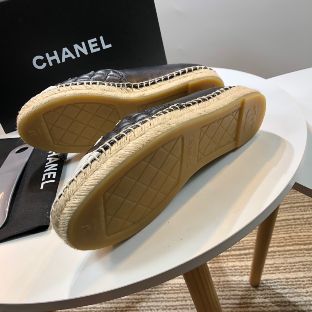 Chanel Loafers 60 - vstockx