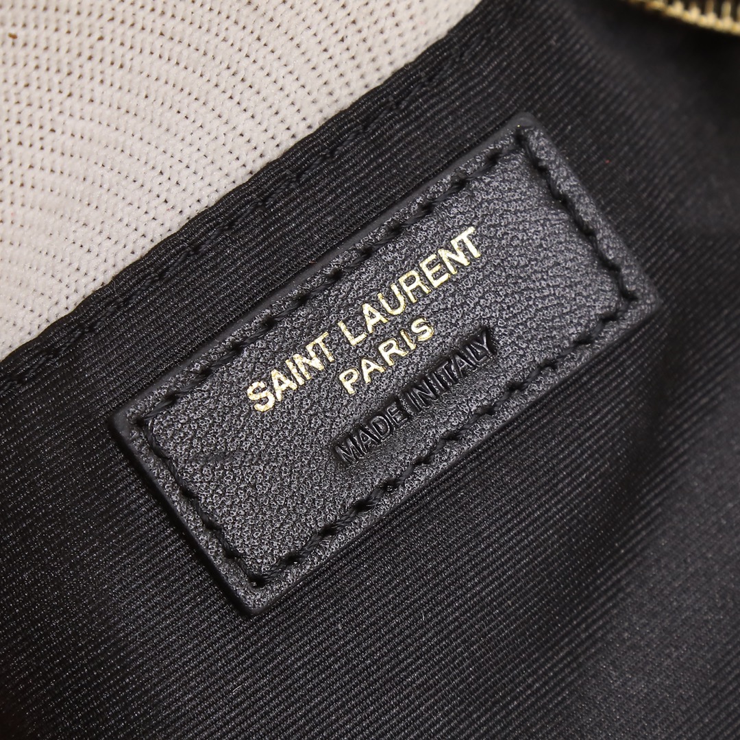 Handbags SAINT LAURENT 610436 size 17x17x5.5 cm - vstockx