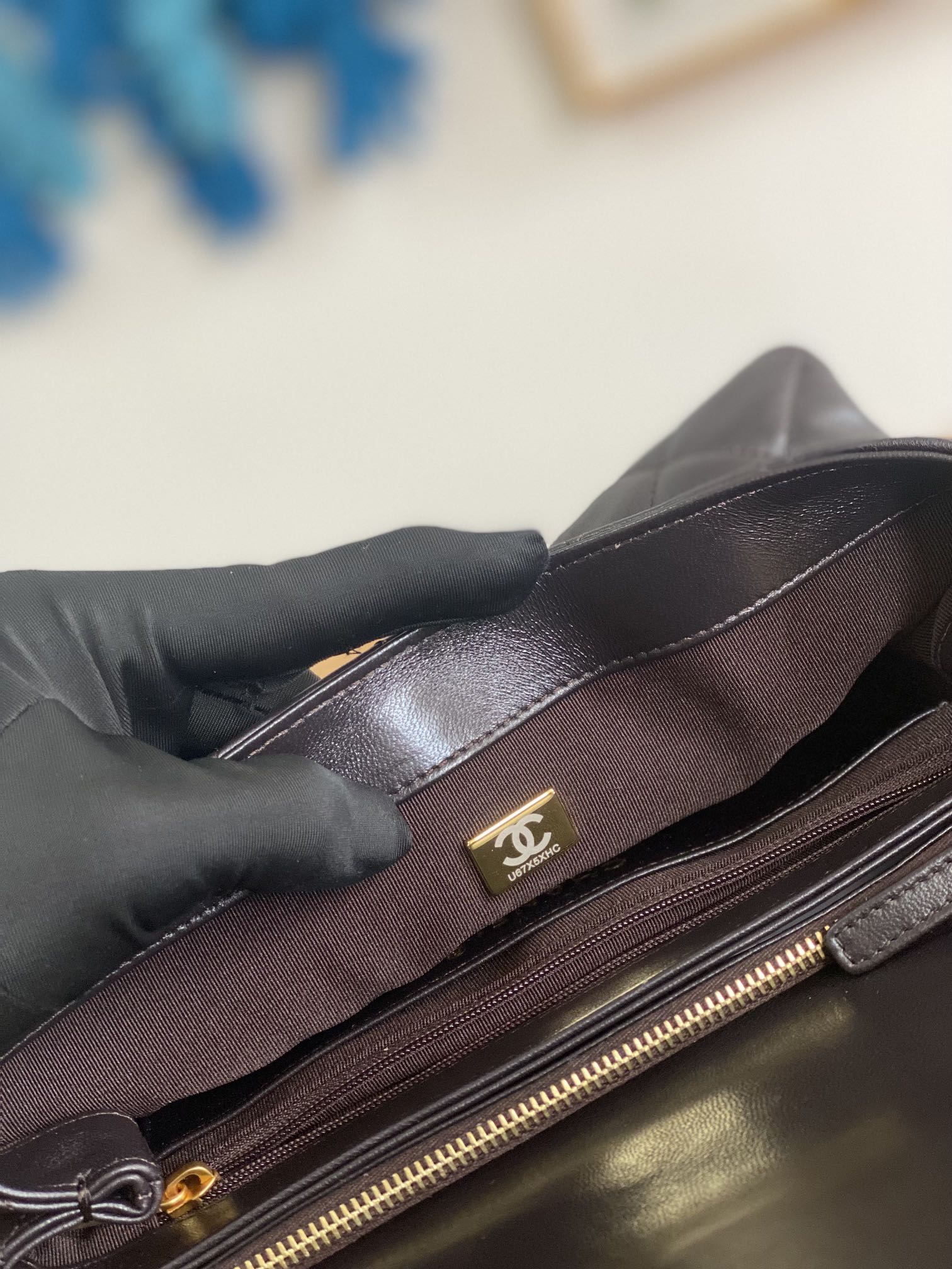 Handbag Chanel AS3609 size 16x25x10 cm - vstockx