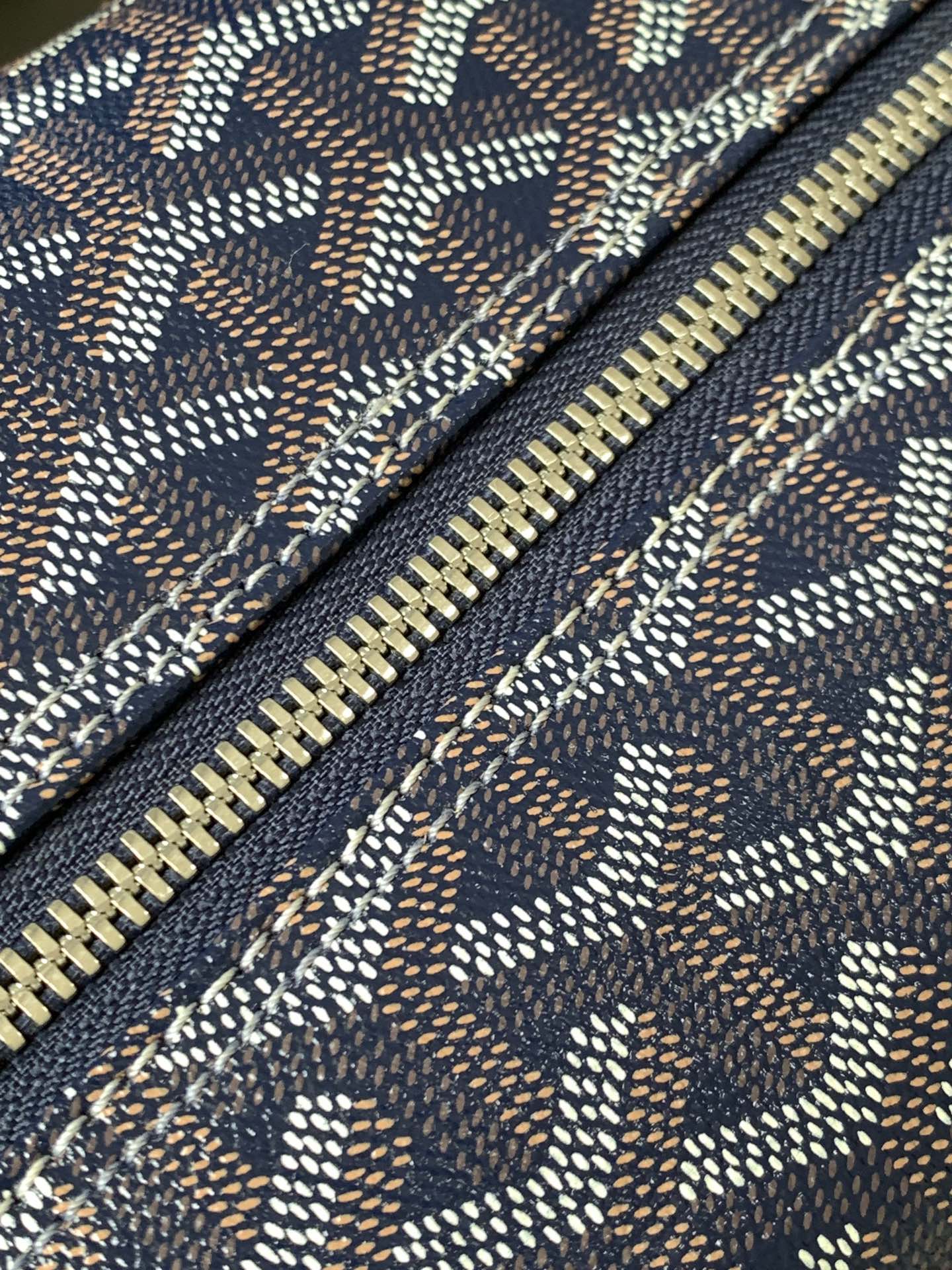 Handbags Goyard Boeing MAE020216 size:13x12x 24 cm - vstockx