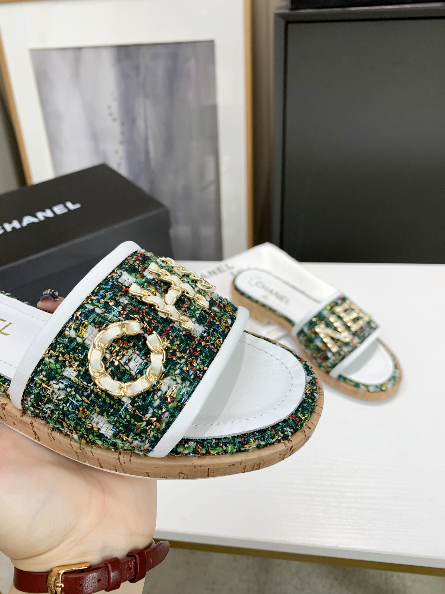 Chanel Slides 23 - vstockx