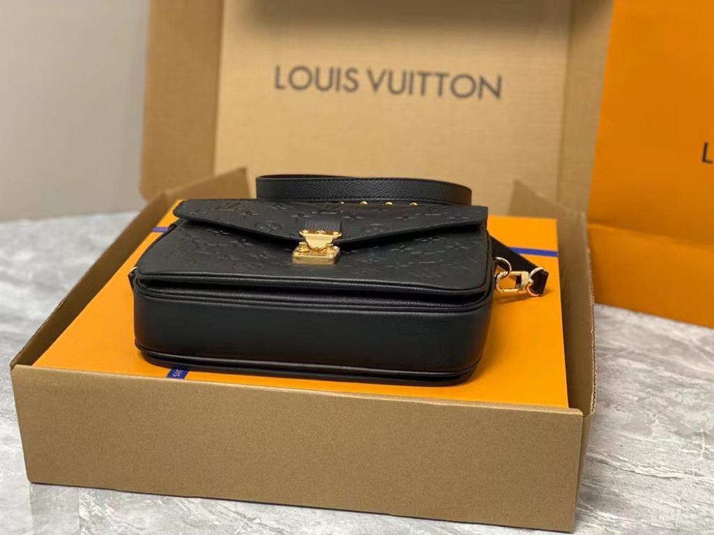 Handbag Louis Vuitton M41487 size 25 x 19 x 7 cm - vstockx